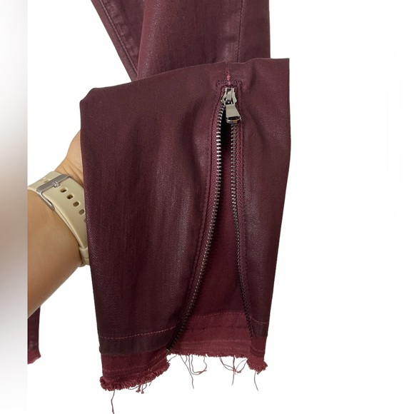 J Brand Alana Coated Claret Maroon Raw Hem Zipper Skinny Pants Womens Size 26 - Picture 7 of 15